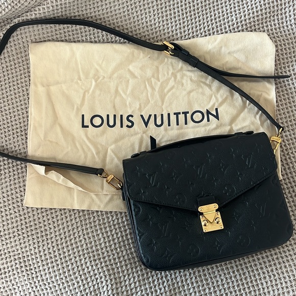 Auth Louis Vuitton Monogram Empreinte Black Leather Pochette Metis Crossbody - Picture 14 of 17